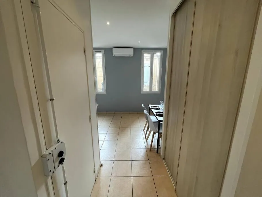 Appartement T2 Pour 3 Personnes Marseille 0*,  Francie